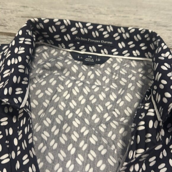 Lands End Women’s No Iron Pinpoint Oxford Dress Shirt Size 14 - Picture 3 of 3